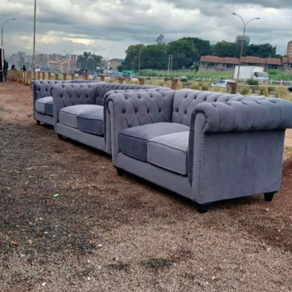 Elegant 7 seater chesterfield sofa