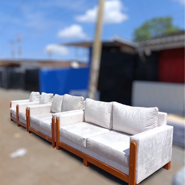 Beautiful 7 seater sofa